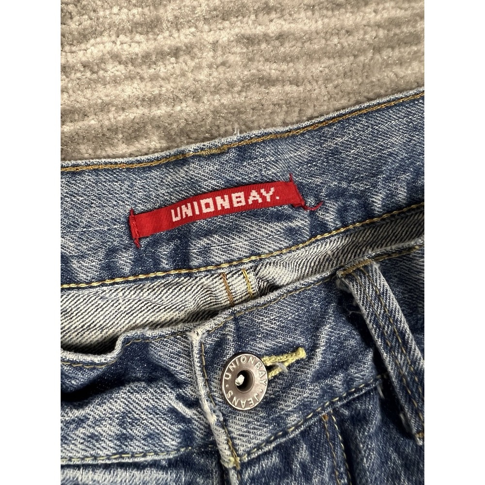 Unionbay Jeans Mens 34x32 Blue Denim Y2K Hong Kong Distressed Straight Leg - Picture 10 of 12